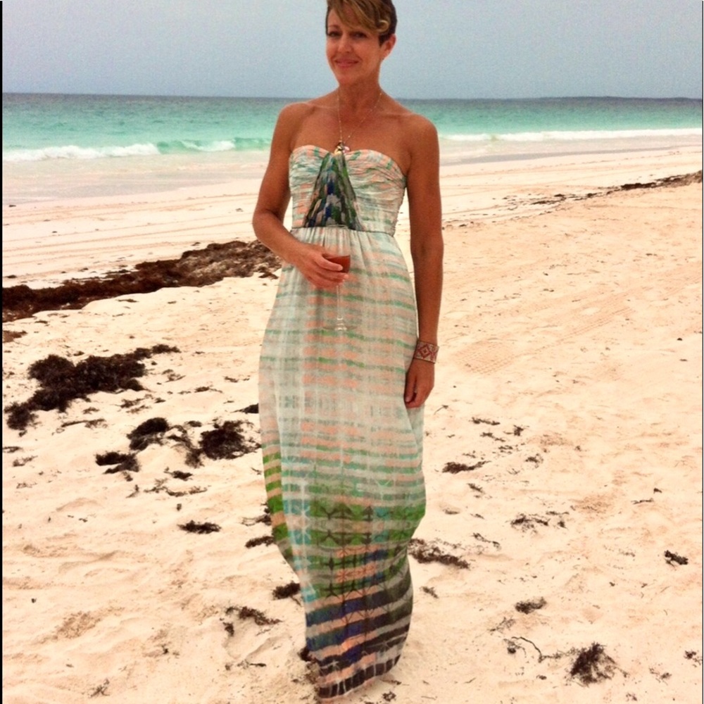 Kay Unger batik-dyed strapless silk gown